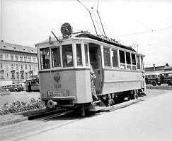 A Tramcar on route 25 in the loop at Keleti plyaudvar